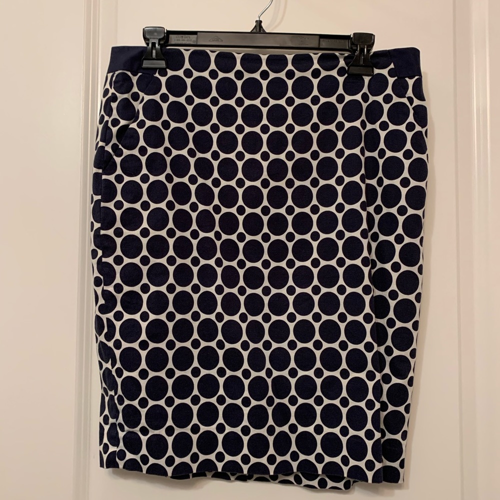 The Limited Pencil Skirt
